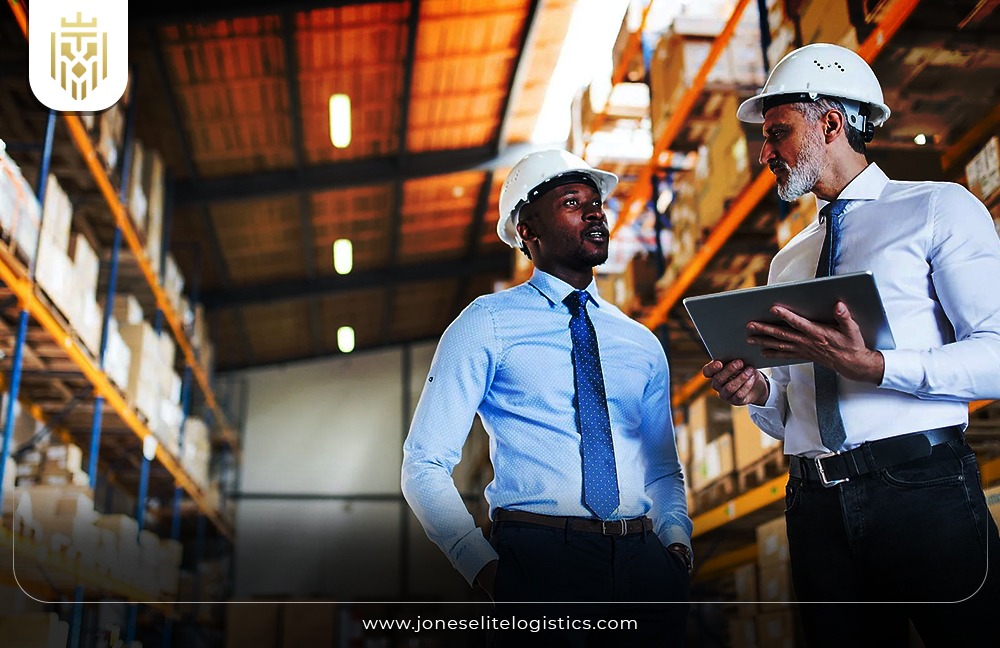 Image of a warehouse in operation | JEL